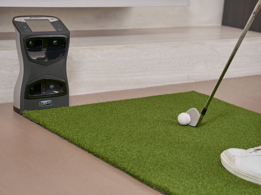 golf launch monitors for home simulators buying guide
