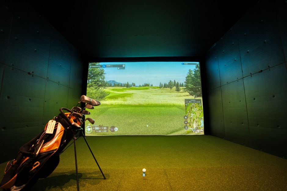 golf simulator enclosures buying guide